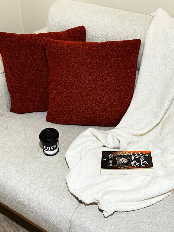 Tips for Creating a Cosy Reading Nook in Your Home